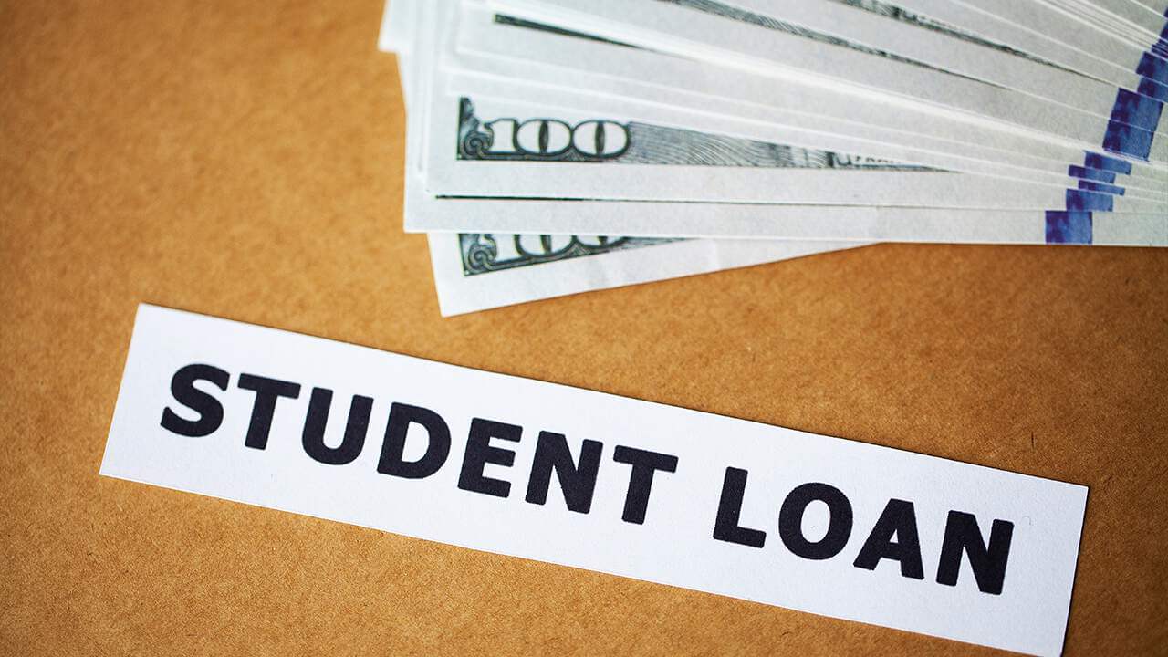 Student Loans Offered by Private Banks